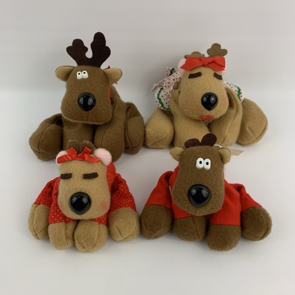 Hallmark Other - Hallmark Rodney Reindeer &  Family Christmas Bean Bag Plush Stuffed 80s